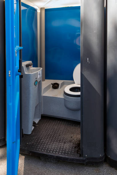 Best Porta potty delivery and setup  in Clinton, NC