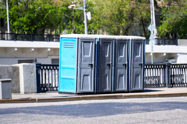 Best Portable toilet rental cost  in Clinton, NC